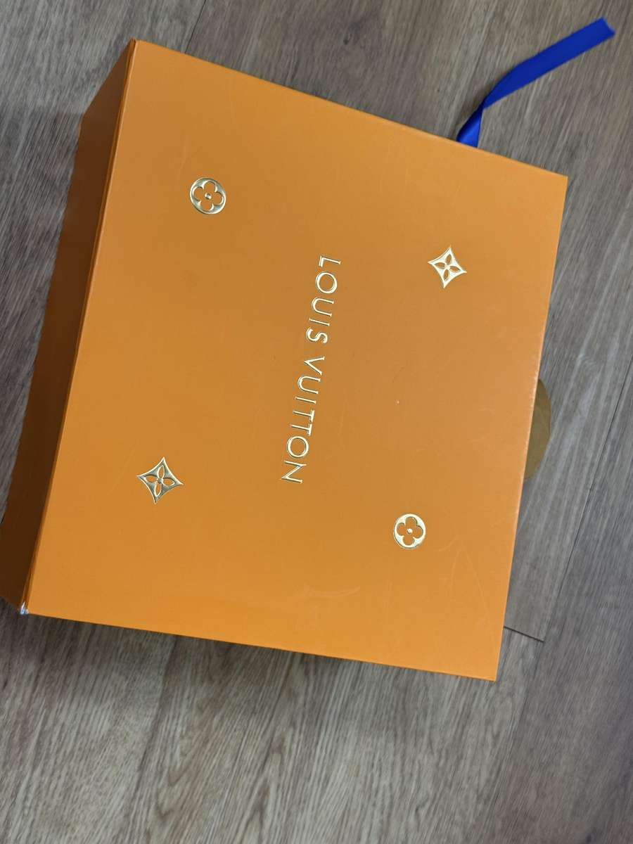 프라다 리에디션 호보백 관련 가방 이미지 88